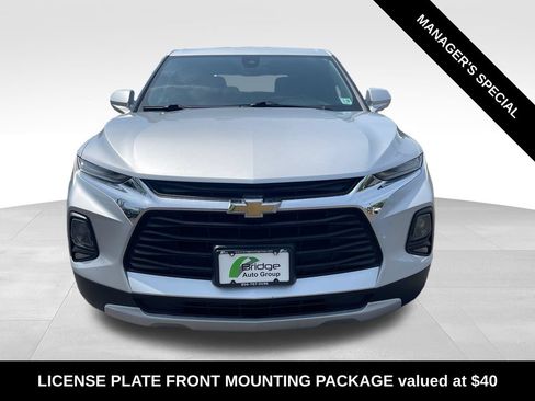 Used 2022 Chevrolet Blazer LT FWD image 2