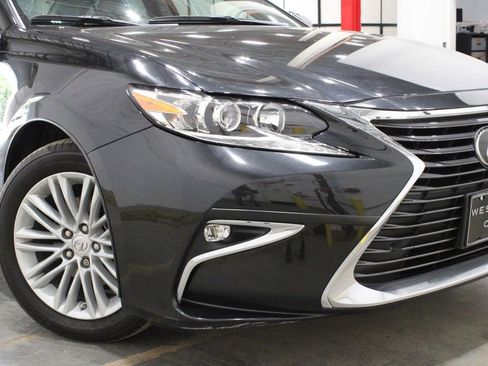 Used 2018 Lexus ES 350 image 45