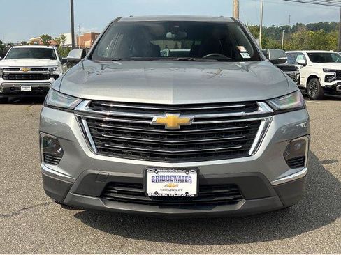 Used 2023 Chevrolet Traverse LT FWD image 27