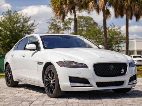 Used 2018 Jaguar XF Portfolio AWD/4WD image 1
