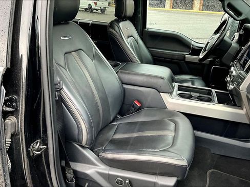 Used 2022 Ford F350 Platinum AWD/4WD image 5