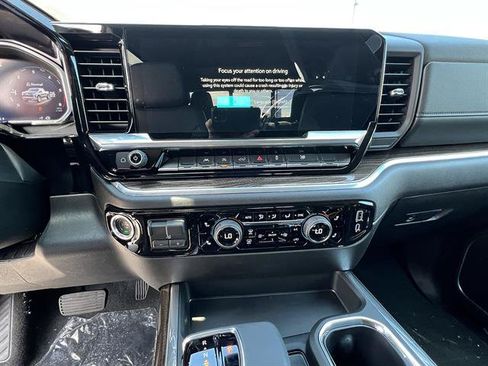 New 2026 Chevrolet Silverado 1500 LT w/ Leather Package AWD/4WD image 14