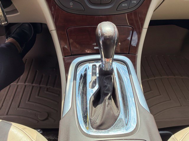Used 2014 Buick Regal FWD image 25