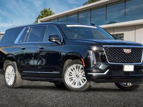 Certified 2025 Cadillac Escalade ESV Premium Luxury image 1