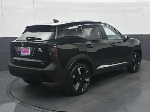 Used 2026 Nissan Kicks SR FWD image 7