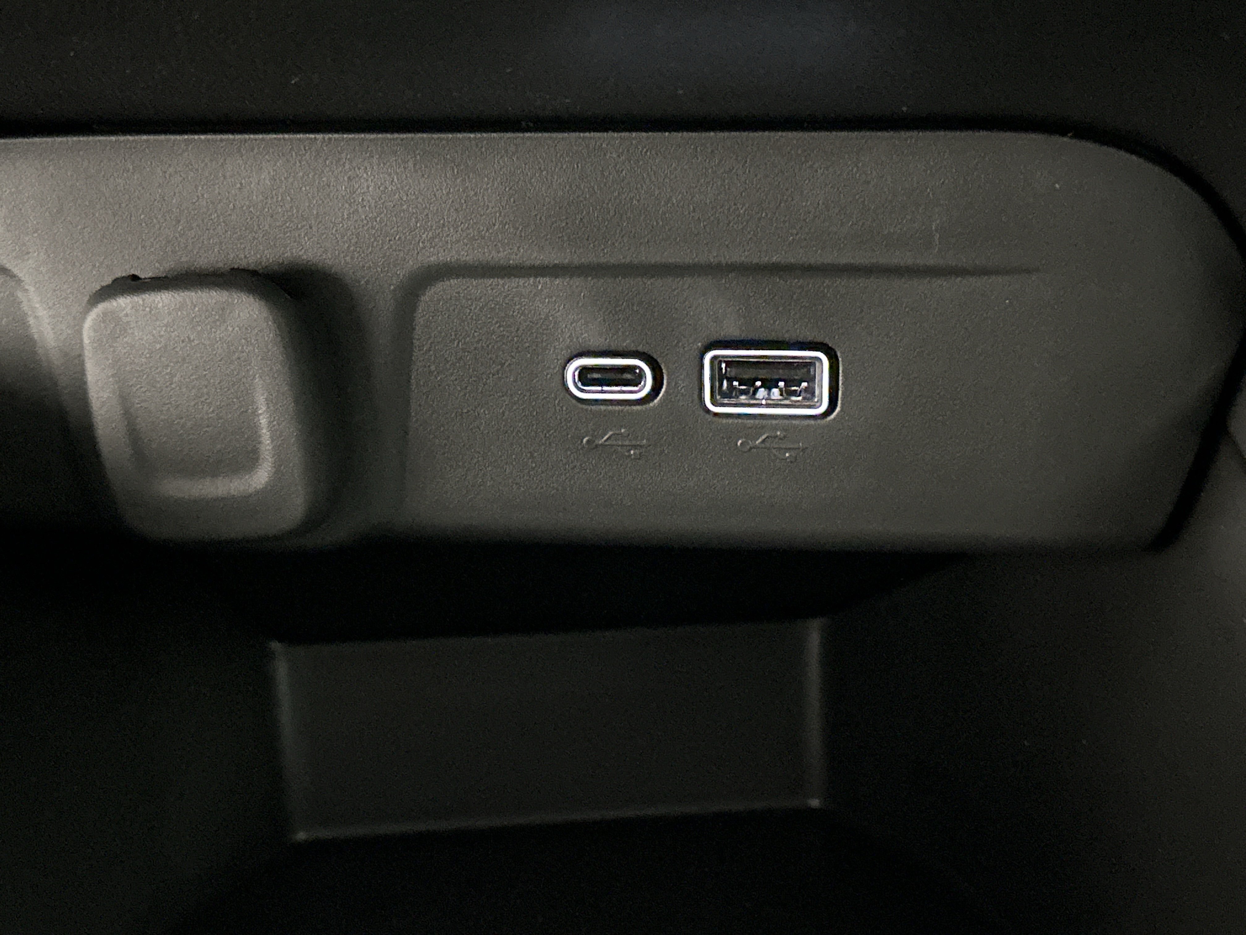 New 2026 Chevrolet Trax LS w/ LS Convenience Package FWD image 35