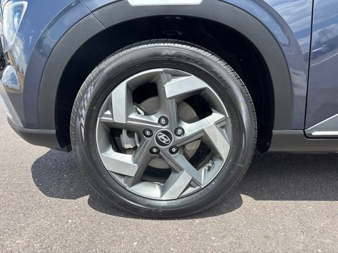 Used 2021 Hyundai Venue w/ Cargo Package FWD image 34