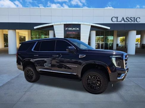 Used 2026 GMC Yukon Elevation w/ Elevation Premium Package AWD/4WD image 9