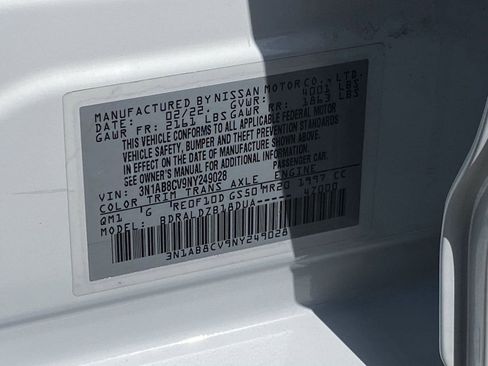 Certified 2022 Nissan Sentra SV FWD image 12