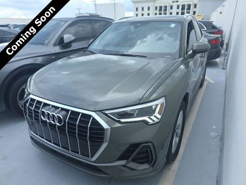 Used 2023 Audi Q3 2.0T Premium Plus w/ Premium Plus Package AWD/4WD image 1