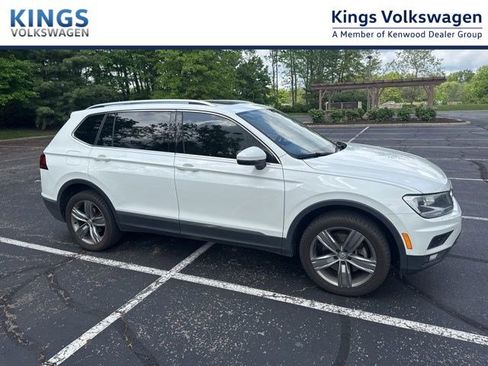 Used 2020 Volkswagen Tiguan SEL AWD/4WD image 1