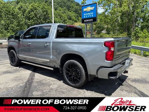 New 2026 Chevrolet Silverado 1500 High Country AWD/4WD image 3