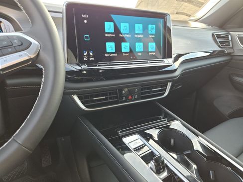 New 2026 Volkswagen Atlas Cross Sport SE FWD image 12