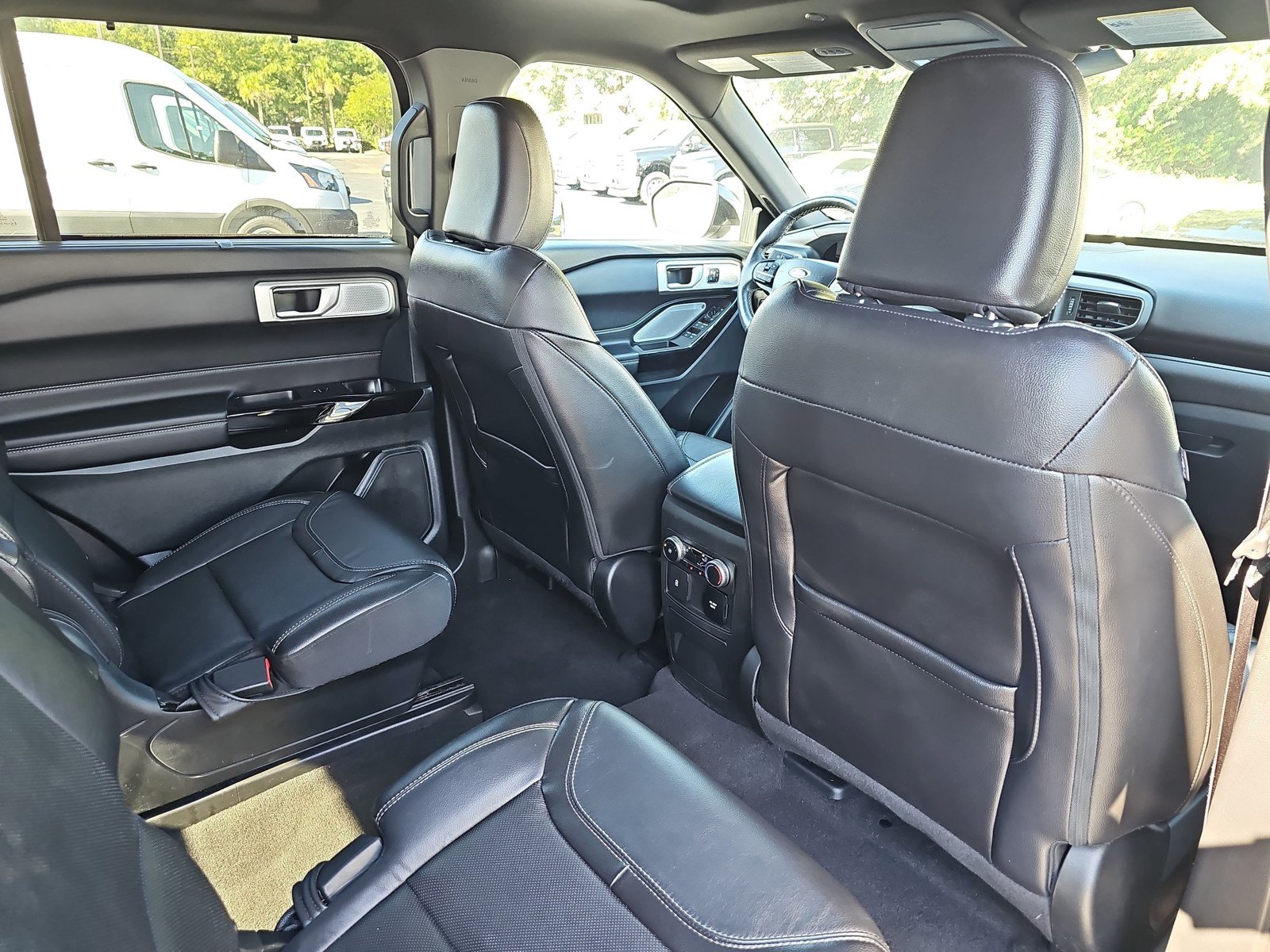 Used 2023 Ford Explorer ST w/ Equipment Group 401A AWD/4WD image 11