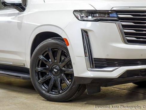 Certified 2023 Cadillac Escalade Premium Luxury Platinum AWD/4WD image 3