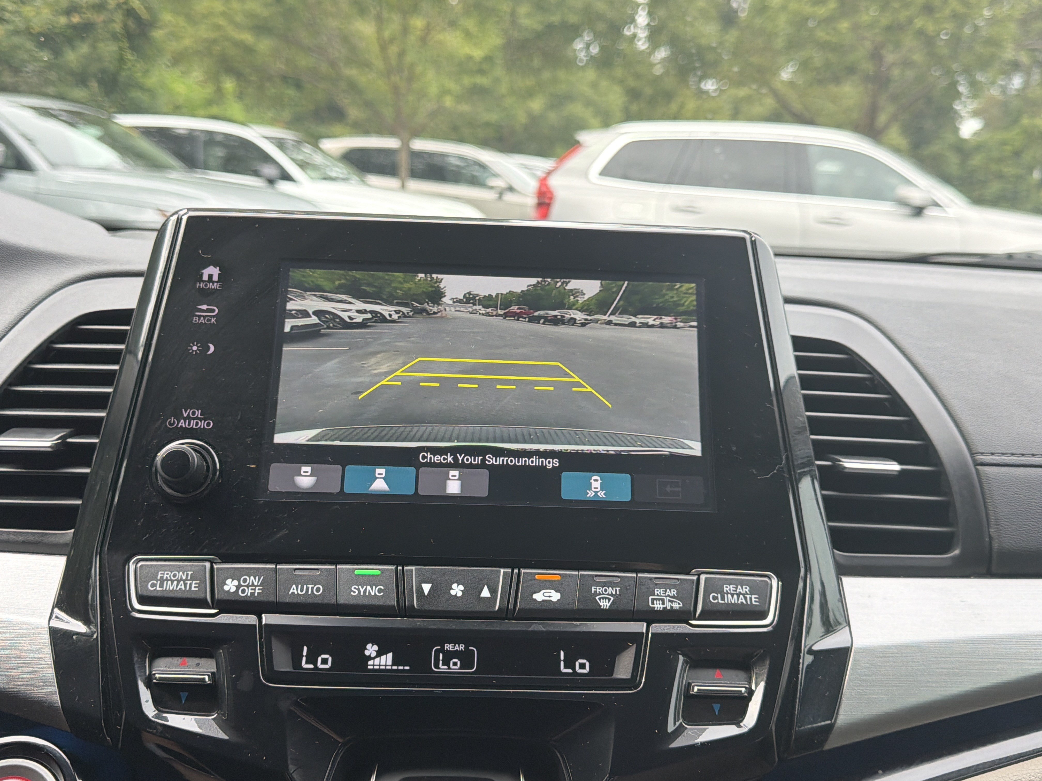Used 2023 Honda Odyssey Touring image 25
