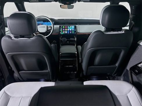 Used 2025 Land Rover Range Rover Sport Dynamic SE image 24