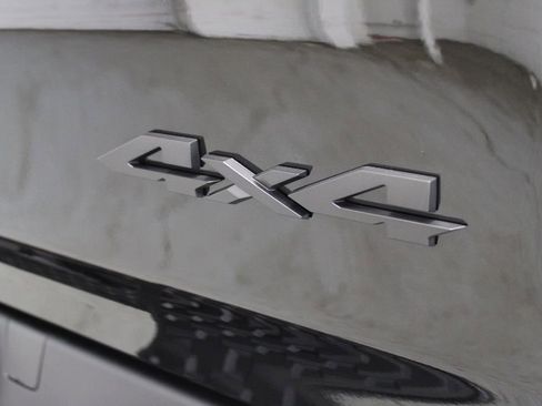 New 2026 RAM 1500 4x4 Crew Cab image 44