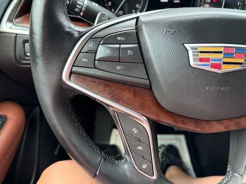Used 2024 Cadillac XT5 Sportv w/ Technology Package AWD/4WD image 11