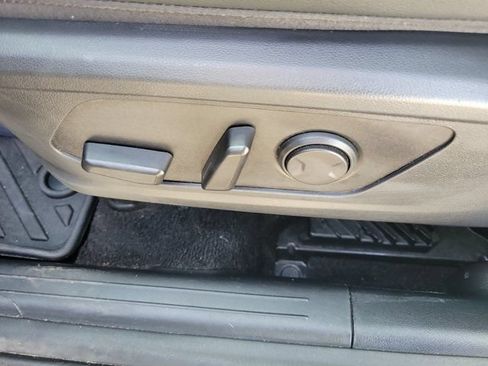 Used 2022 Hyundai Tucson Limited w/ Cargo Package FWD image 24