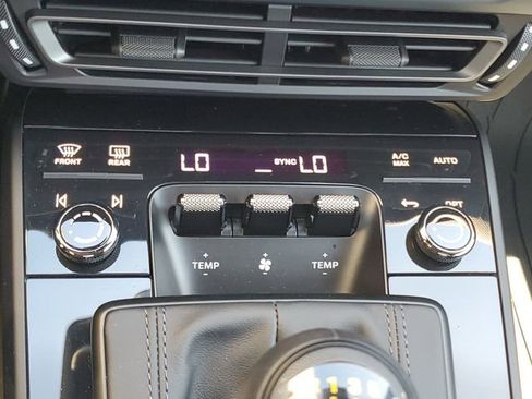 Used 2024 Porsche 911 GT3 image 31