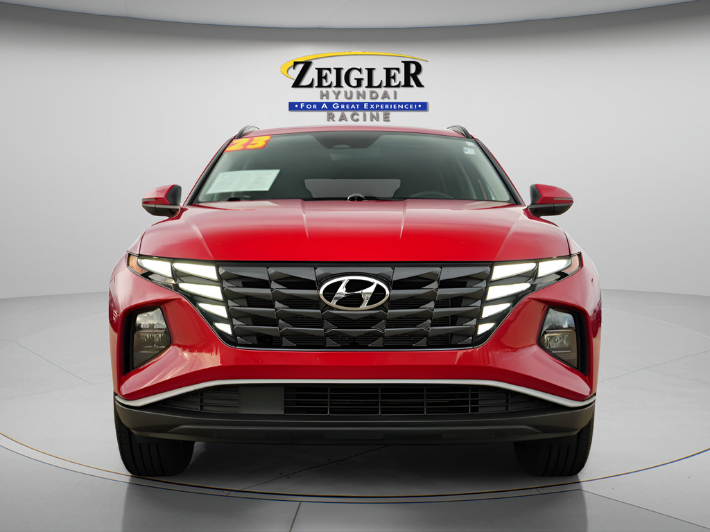 Used 2023 Hyundai Tucson SEL FWD image 2