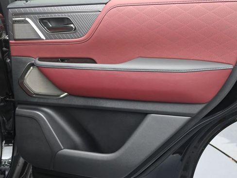 New 2026 INFINITI QX80 Autograph image 36