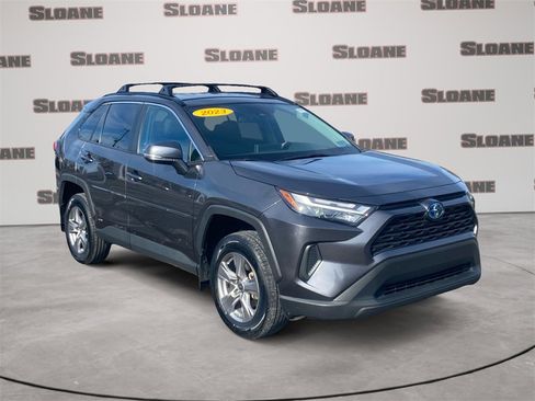 Used 2023 Toyota RAV4 LE image 7