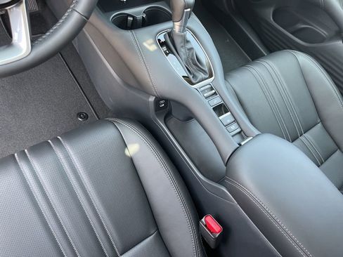 New 2027 Honda HR-V EX-L image 11