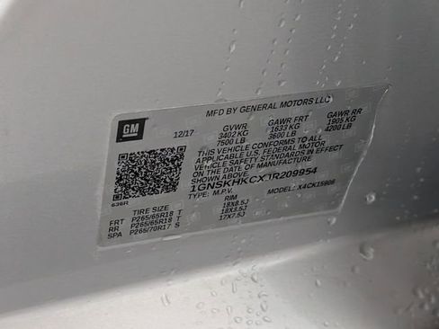 Used 2018 Chevrolet Suburban LT image 17