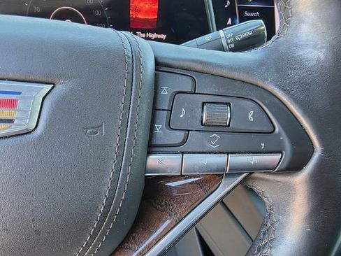 Used 2021 Cadillac Escalade Sport Platinum image 31