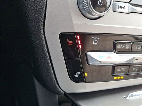 Certified 2021 Ford Explorer XLT w/ Equipment Group 202A image 19