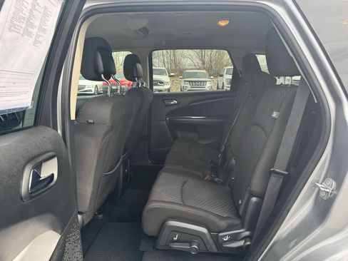 Used 2016 Dodge Journey SE w/ Flexible Seating Group image 26