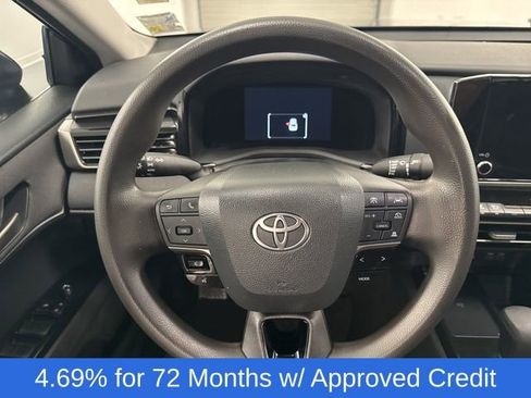 Used 2025 Toyota Camry LE image 16