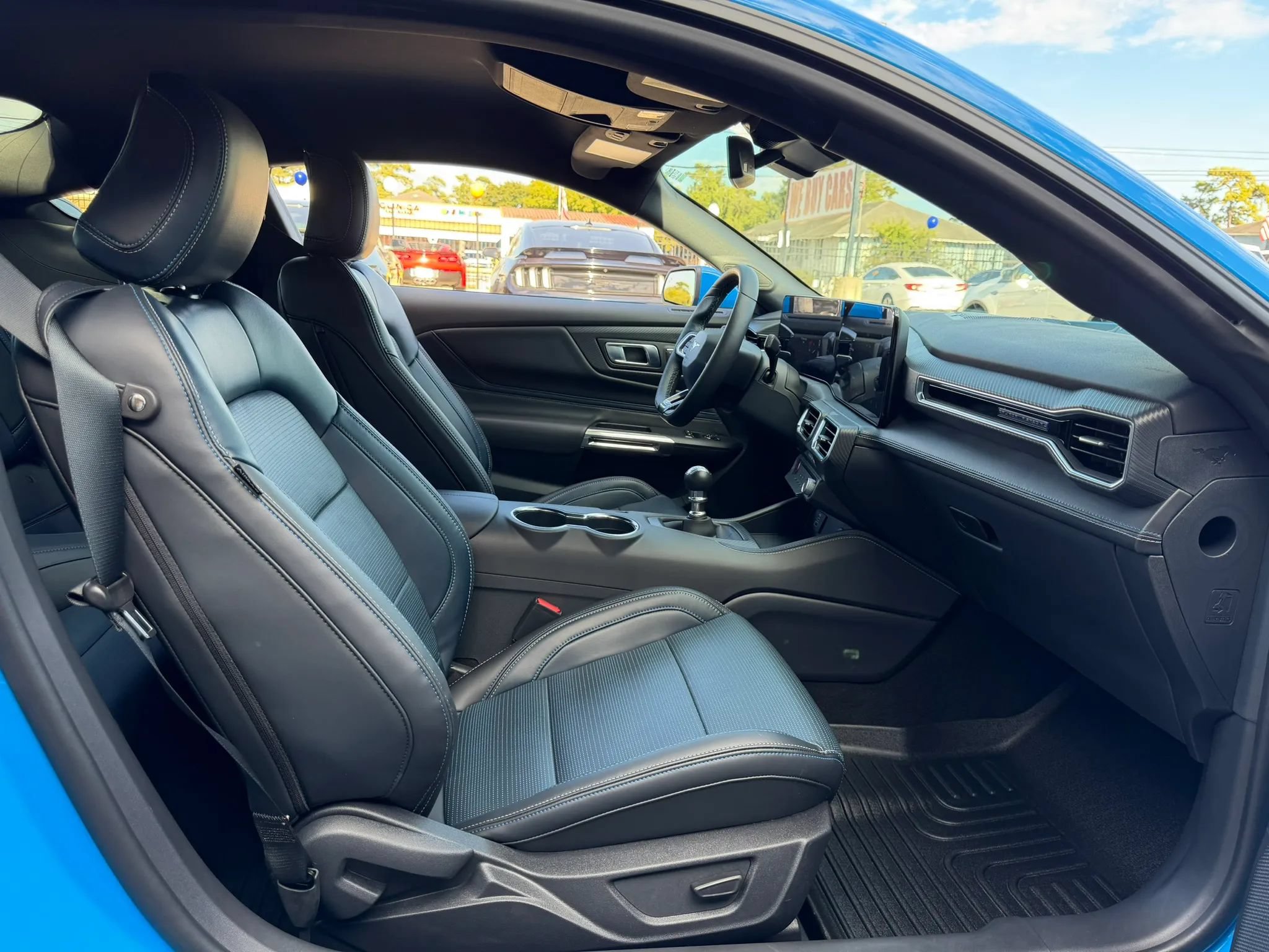 Used 2025 Ford Mustang GT Premium RWD image 22