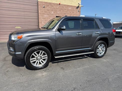 Used 2010 Toyota 4Runner SR5 image 2