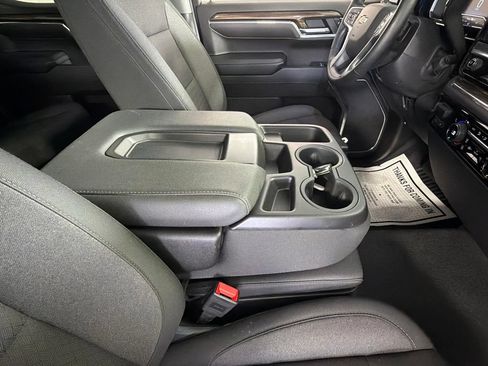 Certified 2025 Chevrolet Silverado 1500 LT RWD image 33