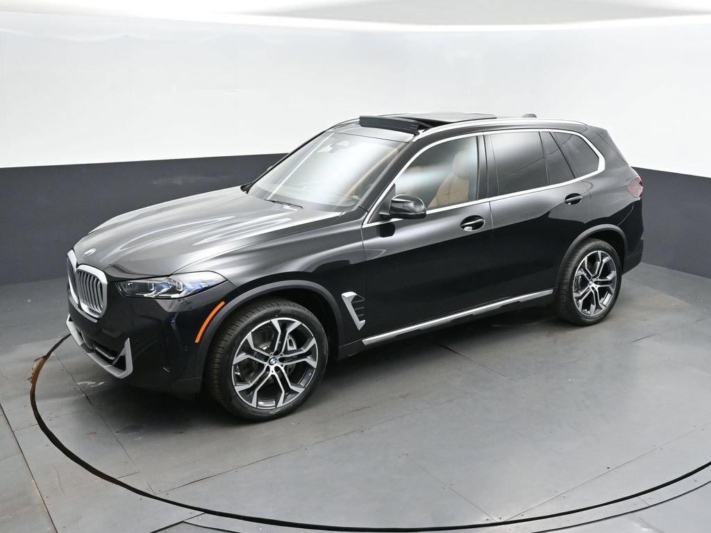 Certified 2026 BMW X5 sDrive40i w/ Parking Assistance Package RWD image 1