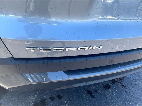 Used 2026 GMC Terrain Elevation FWD image 32