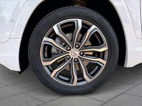 Used 2020 GMC Terrain Denali w/ Denali Premium Package image 12