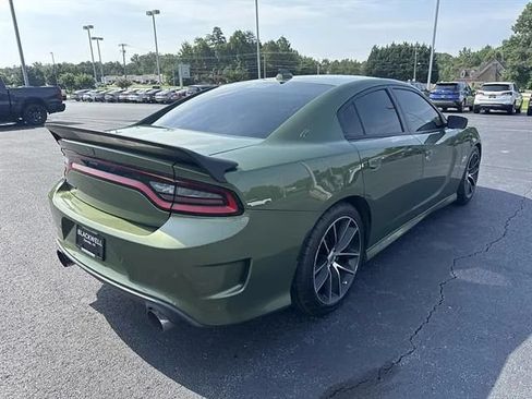 Used 2018 Dodge Charger R/T Scat Pack RWD image 7