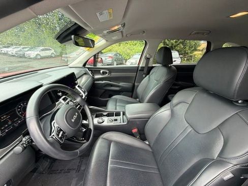 Used 2023 Kia Sorento EX AWD/4WD image 10
