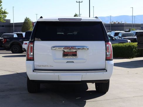 Used 2020 GMC Yukon XL Denali AWD/4WD image 5