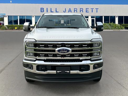 New 2026 Ford F250 4x4 Crew Cab Super Duty image 2