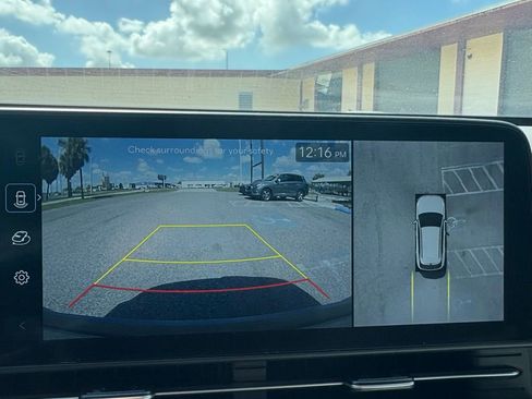 Certified 2024 Hyundai Kona Limited image 29