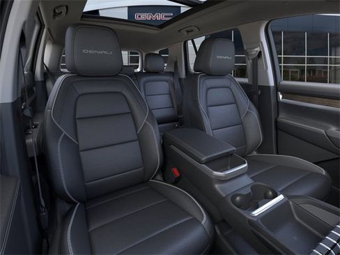 New 2026 GMC Terrain Denali w/ LPO, Floor Liner Package image 16