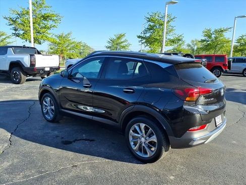 Used 2023 Buick Encore GX Essence w/ Experience Buick Package FWD image 9