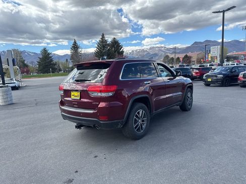 Used 2017 Jeep Grand Cherokee Limited w/ Luxury Group II image 5