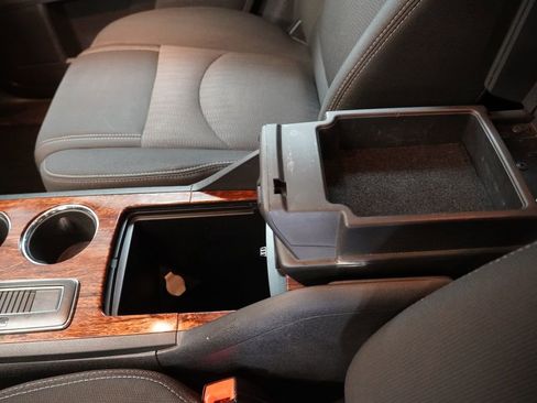 Used 2013 Chevrolet Traverse LT w/ All-Star Edition image 25