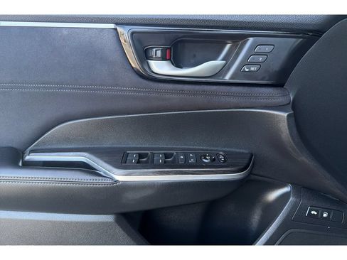 Used 2020 Honda Clarity Touring image 11